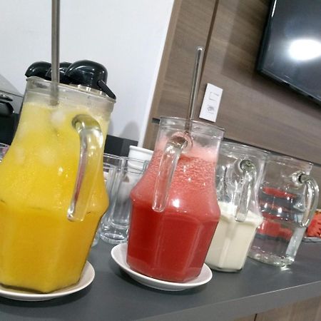 Hotel Mariluz Telemaco Borba Экстерьер фото