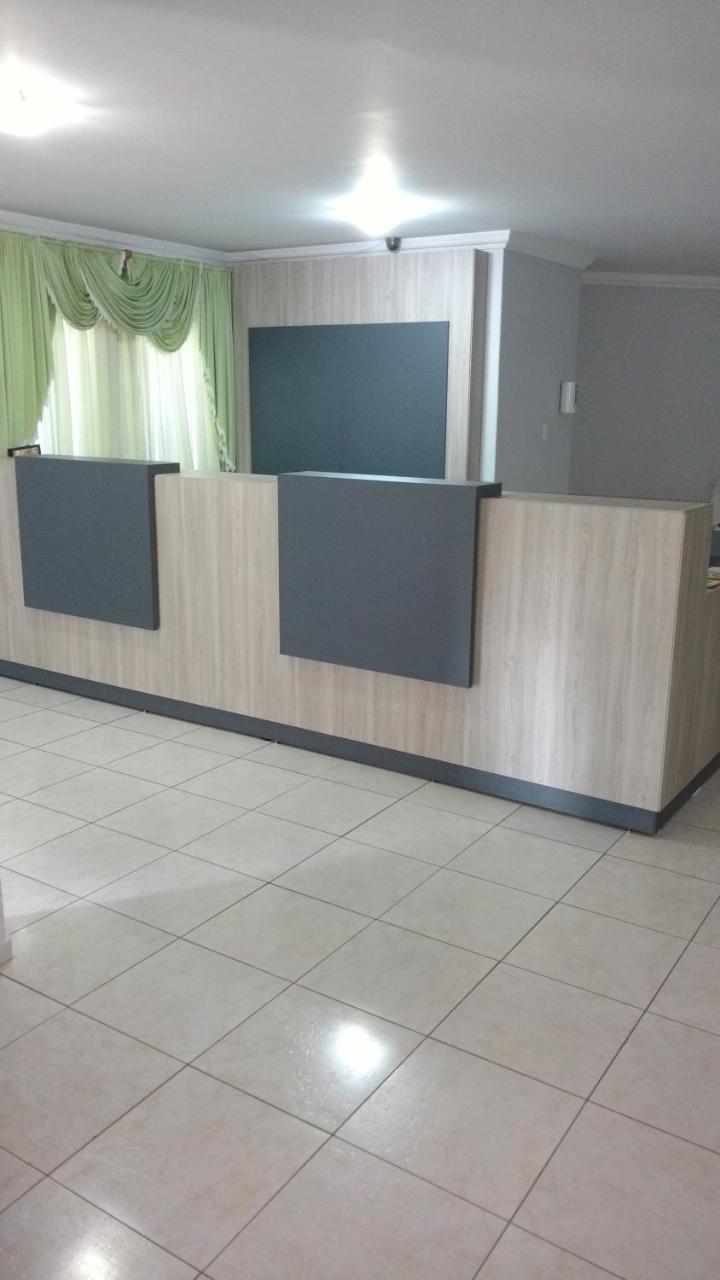 Hotel Mariluz Telemaco Borba Экстерьер фото